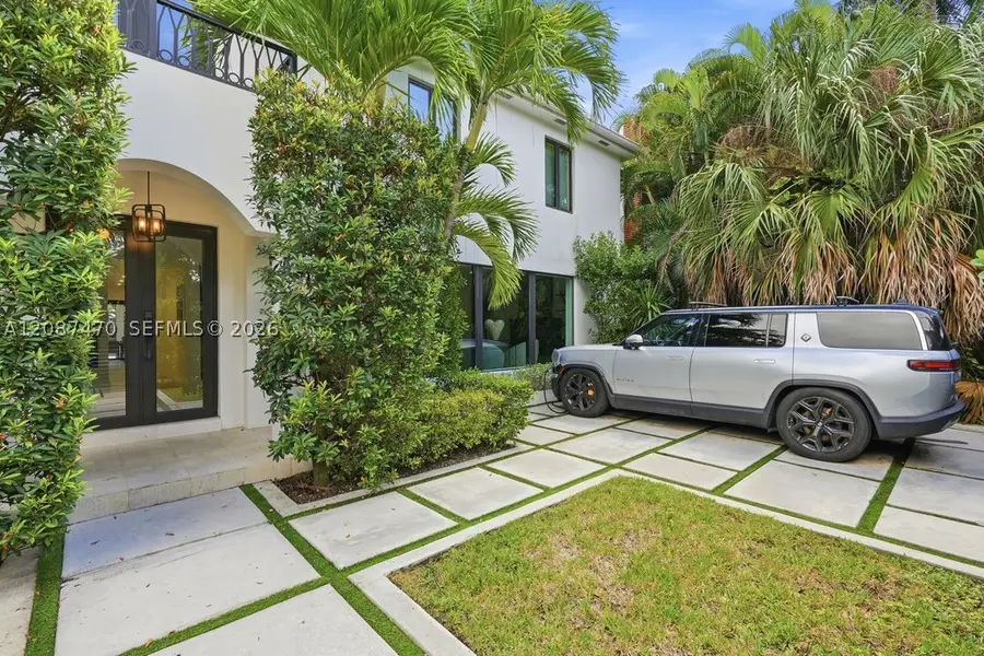 2225 Meridian Ave, Miami Beach, FL 33139 - #2