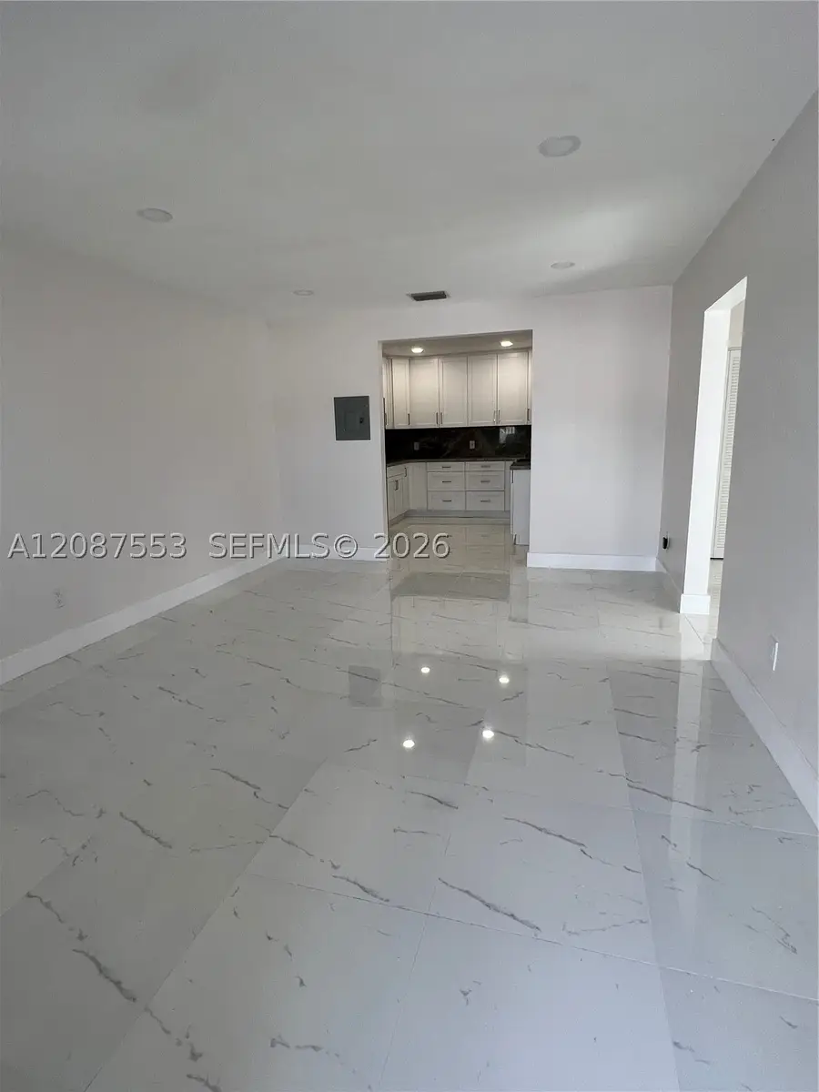3315 SW 91st Ave, Miami, FL 33165 - #3