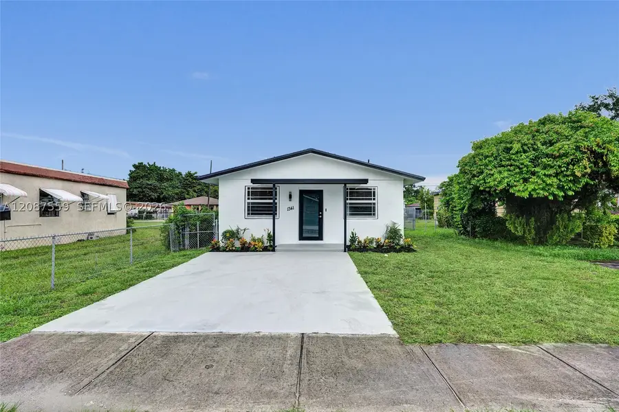 1341 NW 75th St, Miami, FL 33147 - #2