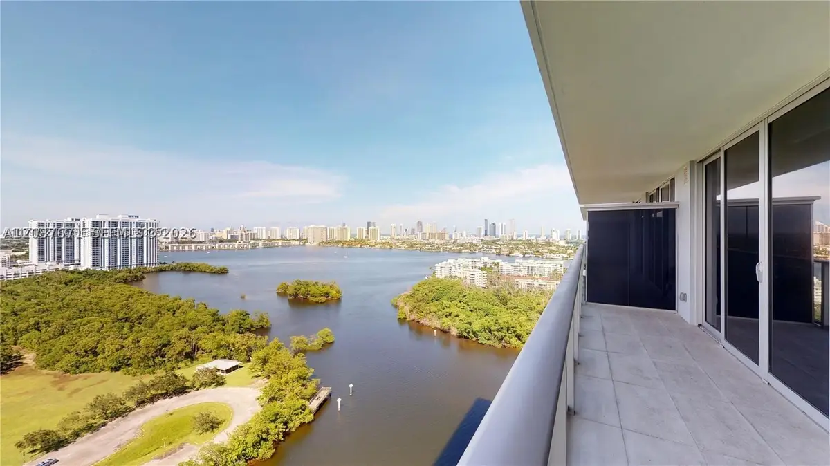 16385 Biscayne Blvd #2104, North Miami Beach, FL 33160 - #1