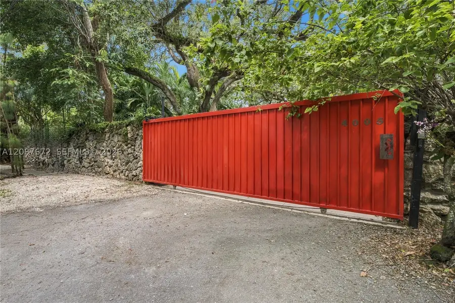 4005 S Loquat Ave, Miami, FL 33133 - #2