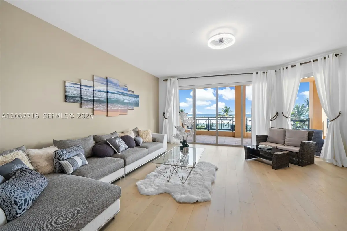 3415 N Ocean Dr #204, Hollywood, FL 33019 - #1