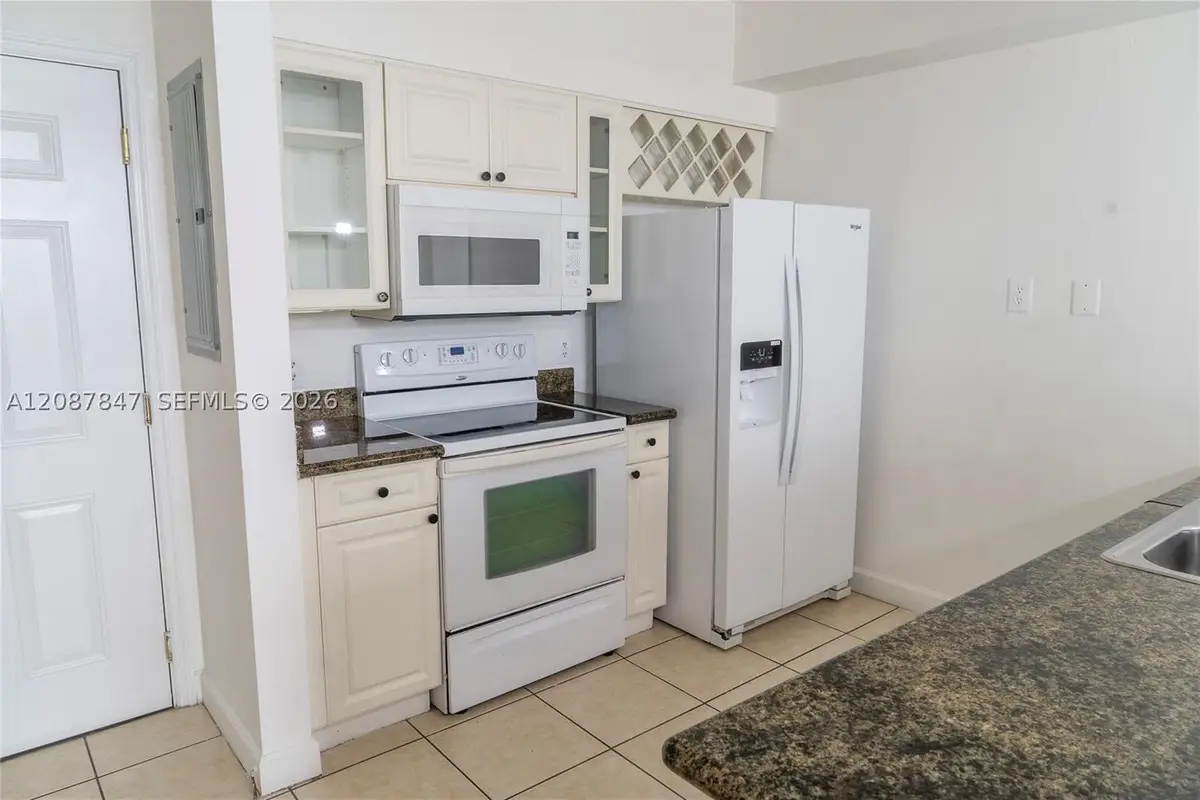 1 Glen Royal Pkwy #809, Miami, FL 33125 - #1