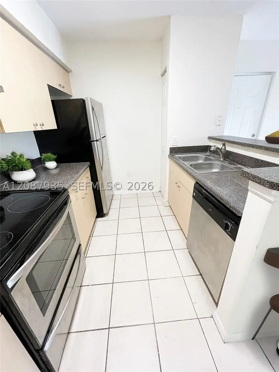 4081 San Marino Blvd #206, West Palm Beach, FL 33409 - #2