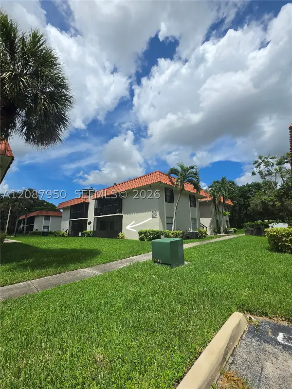 9708 Hammocks Blvd #101-32, Miami, FL 33196