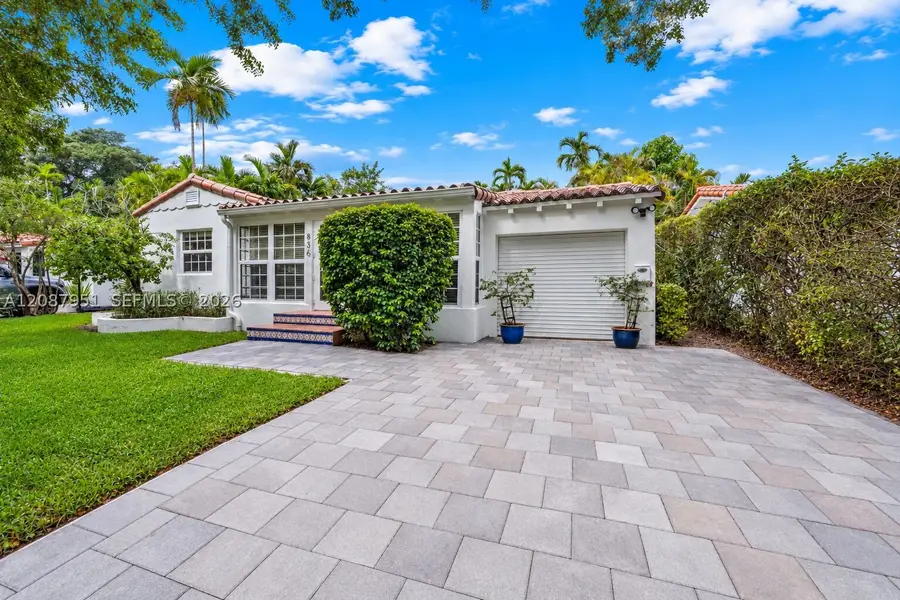 836 Alberca St, Coral Gables, FL 33134 - #3