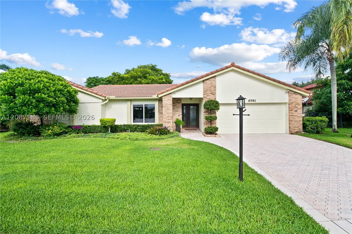 6581 Falconsgate Ave, Davie, FL 33331 - #1