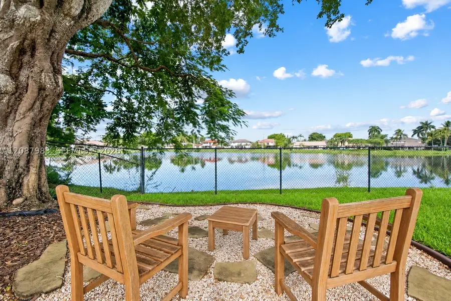 6581 Falconsgate Ave, Davie, FL 33331 - #2