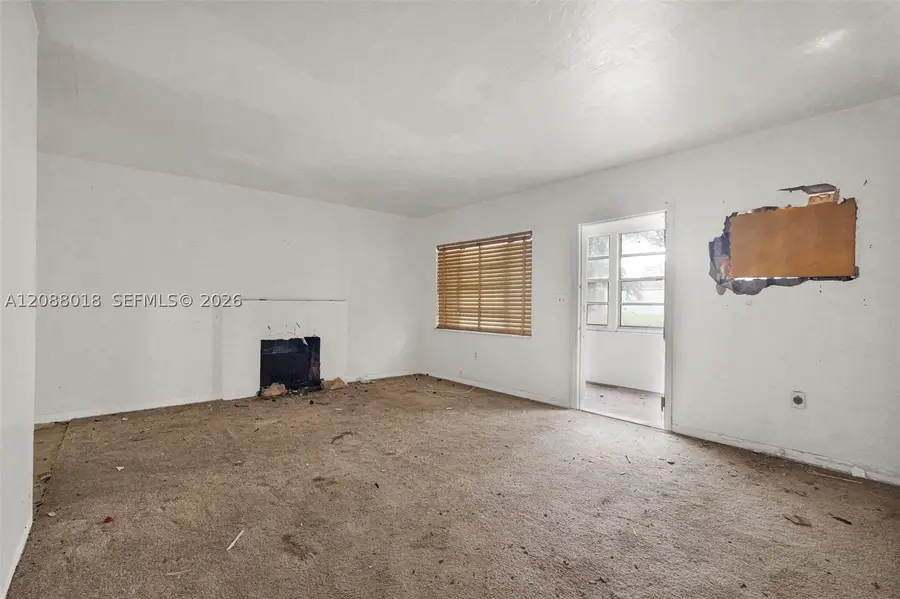 424 Minola Dr, Miami Springs, FL 33166 - #2