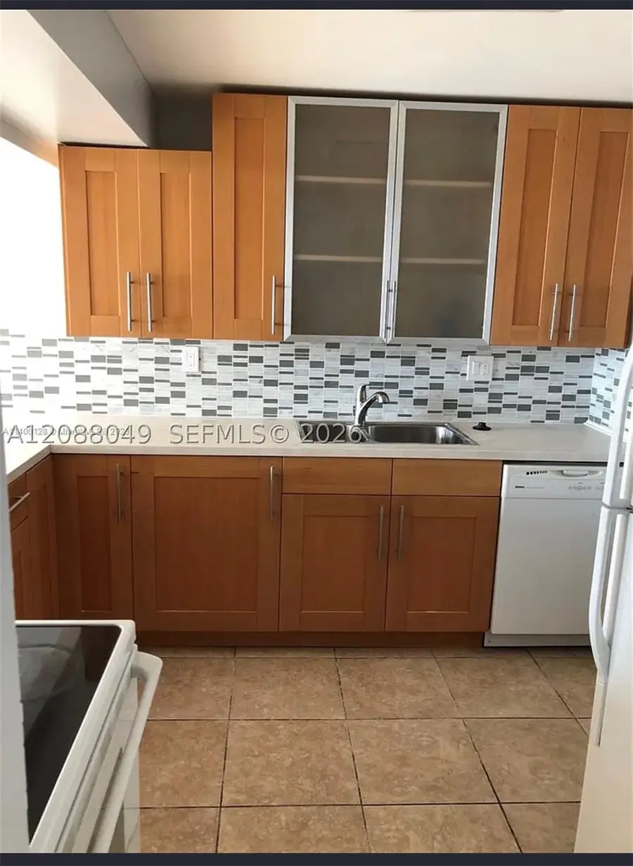 600 Three Islands Blvd #807, Hallandale Beach, FL 33009 - #3