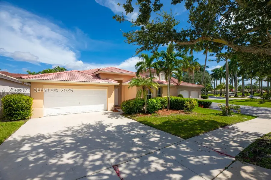 13945 S Cypress Cove Cir, Davie, FL 33325 - #2