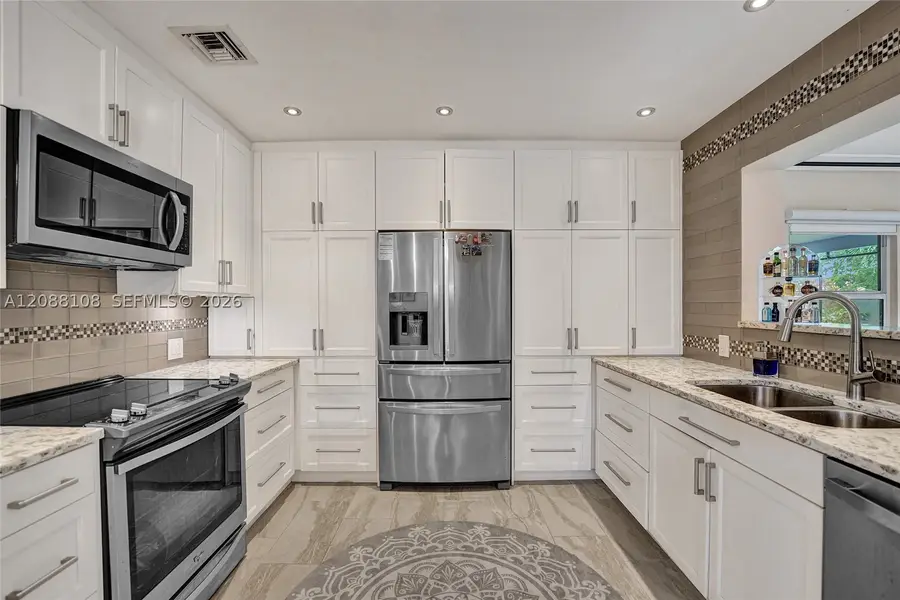 418 NW 20th St, Wilton Manors, FL 33311 - #2