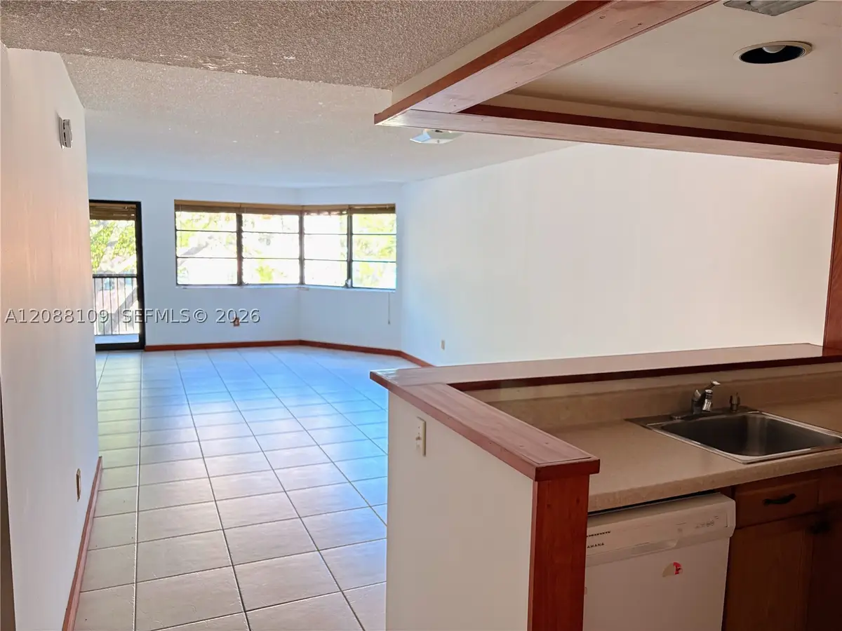 20860 San Simeon Way #303-6, Miami, FL 33179 - #1