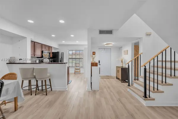 2771 NW 47th Ln #2905, Lauderdale Lakes, FL 33313