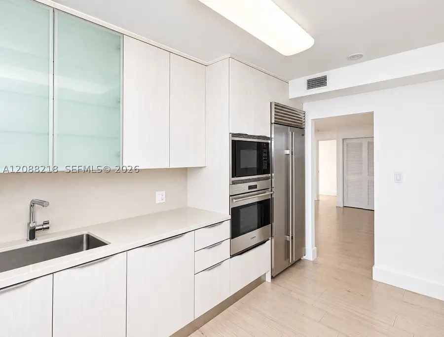 10185 Collins Ave #1017, Bal Harbour, FL 33154 - #3