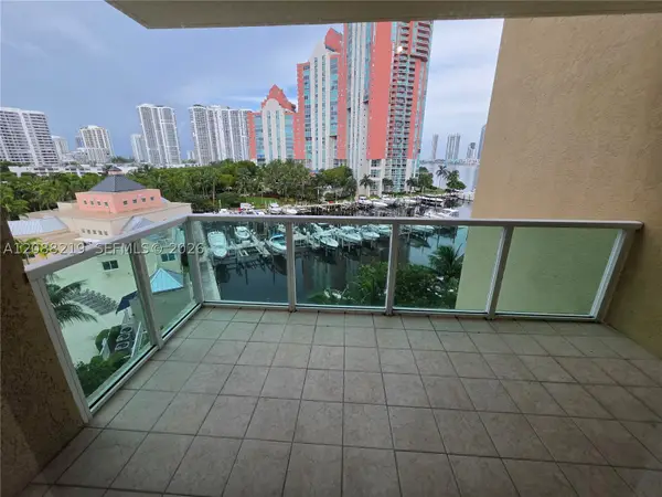 3340 NE 190th St #705, Aventura, FL 33180