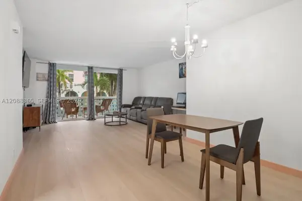 1 N Golfview Rd #201, Lake Worth, FL 33460
