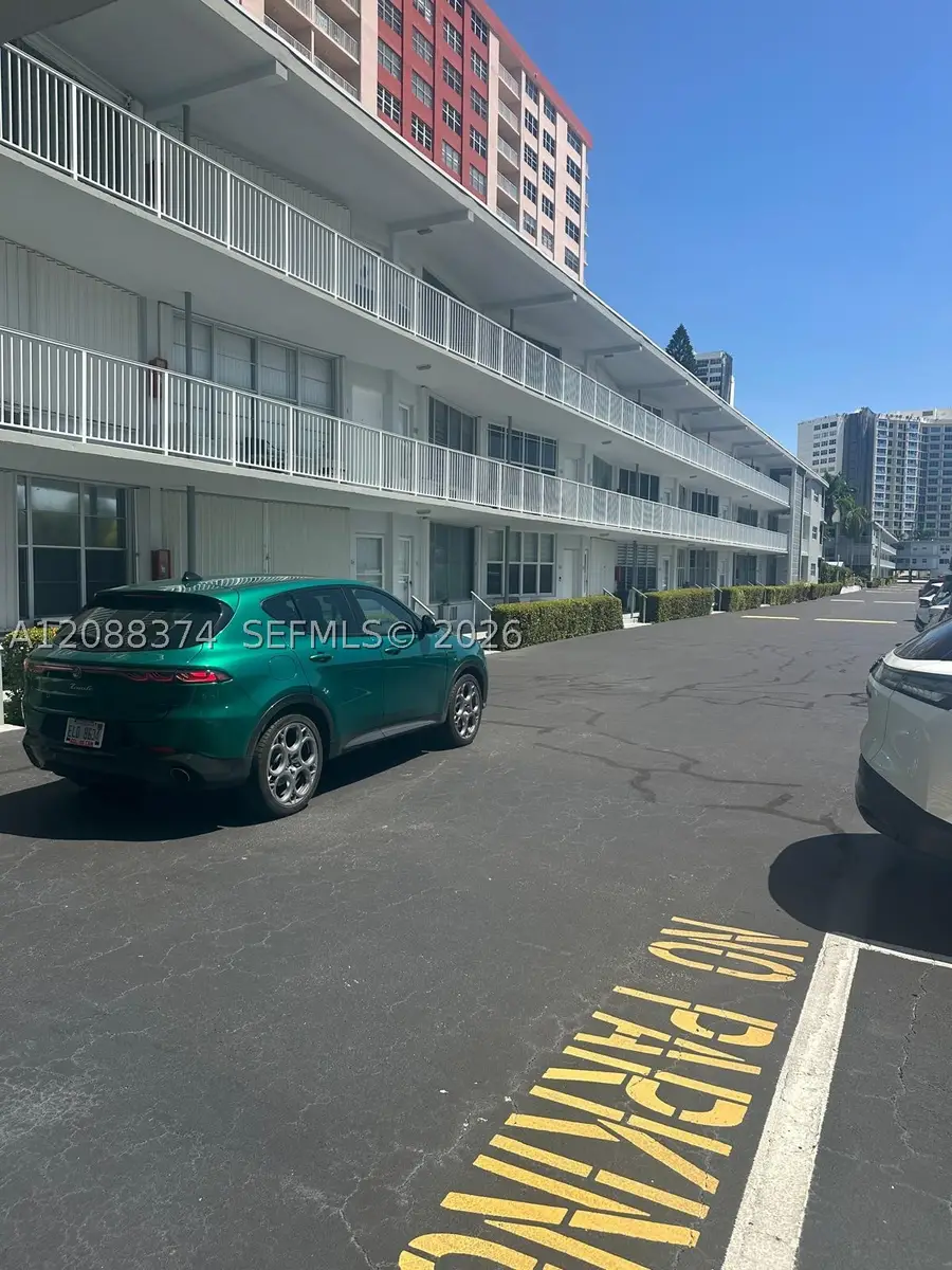 3177 S Ocean Dr #122, Hallandale Beach, FL 33009 - #3