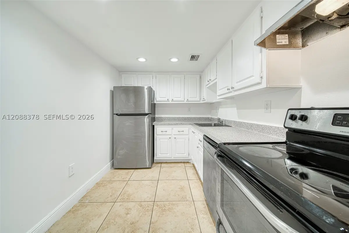 1805 Sans Souci Blvd #122, North Miami, FL 33181 - #1