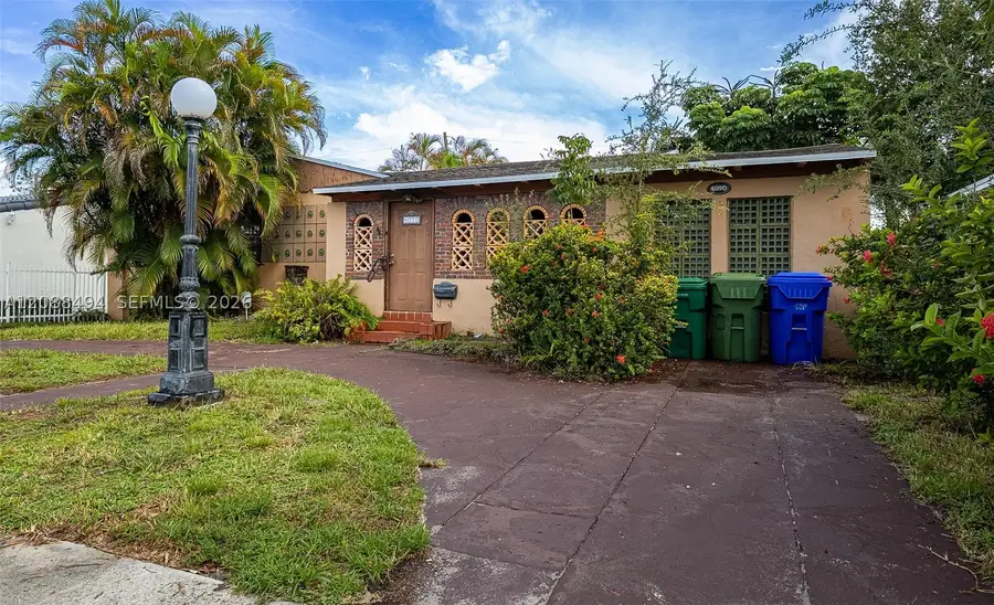 4070 NW 6th St, Miami, FL 33126 - #2