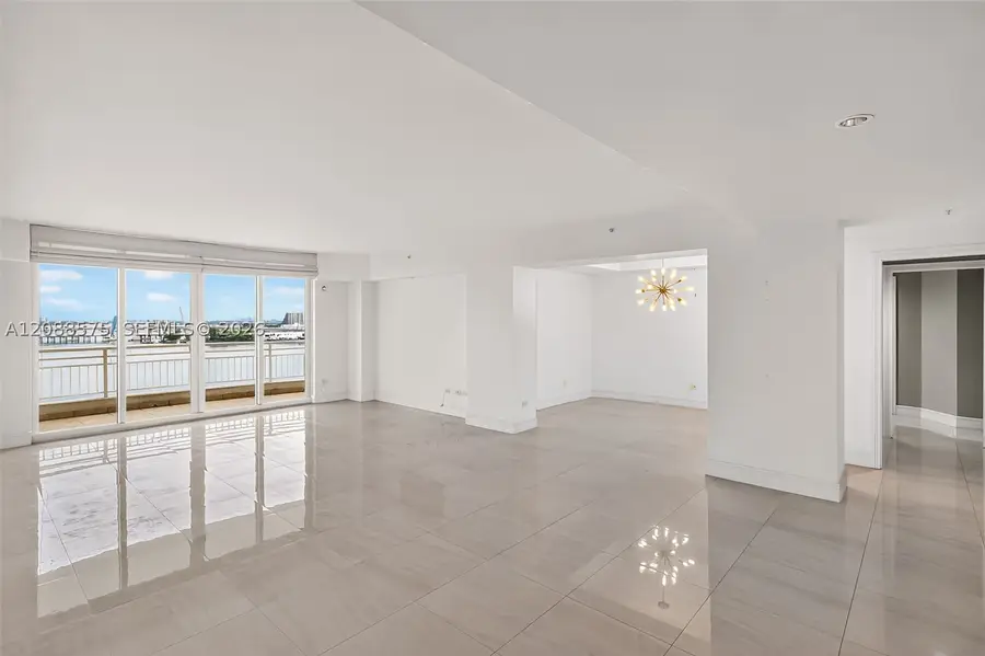 848 Brickell Key Dr #1104, Miami, FL 33131 - #3