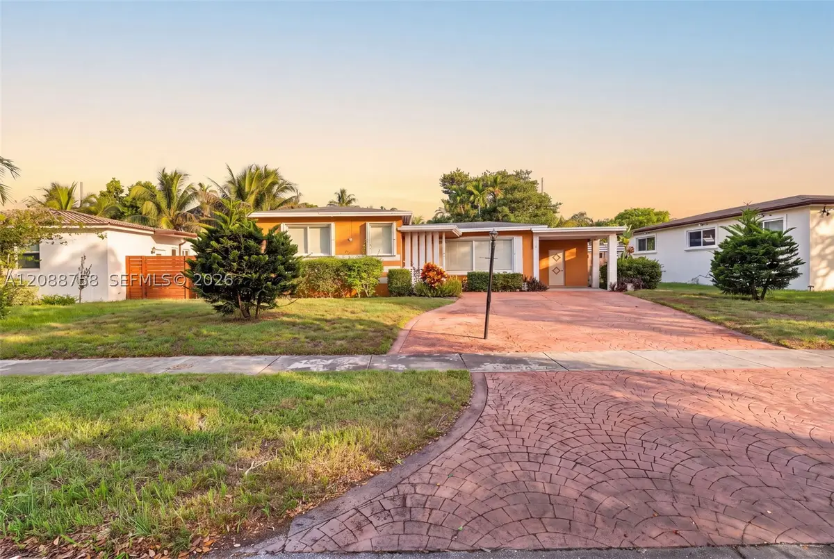 12140 NE Miami Ct, North Miami, FL 33161 - #1
