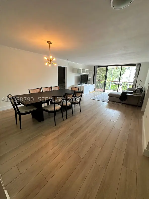 55 Ocean Lane Dr #2028, Key Biscayne, FL 33149