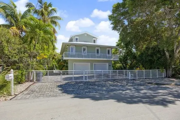 1217 Mockingbird Rd, Key Largo, FL 33037