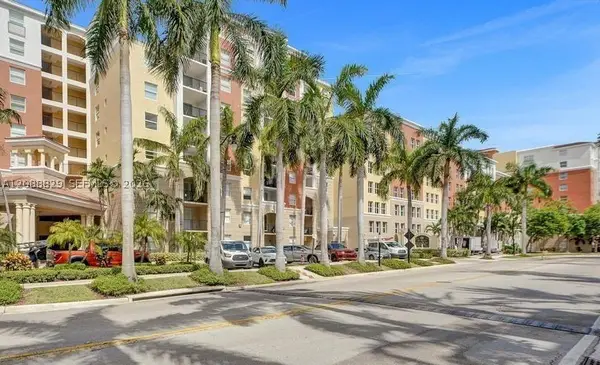 17100 N Bay Rd #1906, Sunny Isles Beach, FL 33160