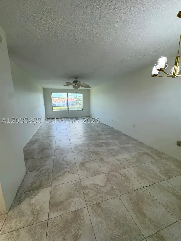 2940 NE 203rd St #213 C, Aventura, FL 33180