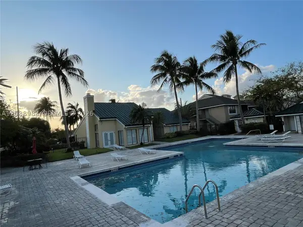 8739 NW 39th St #8739, Sunrise, FL 33351