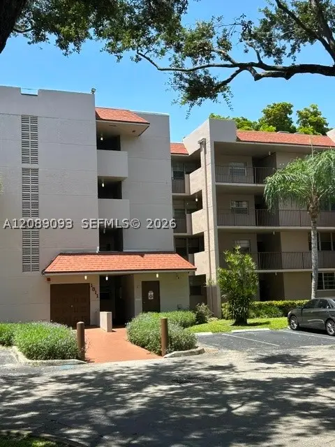 1811 Sabal Palm Dr #204, Davie, FL 33324 - #1