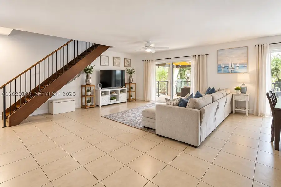 15528 Braemar Ct, Miami Lakes, FL 33014 - #3
