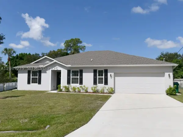 702 SW Aster Rd, Port St Lucie, FL 34953