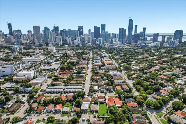1010 SW 8th Ave, Miami, FL 33130