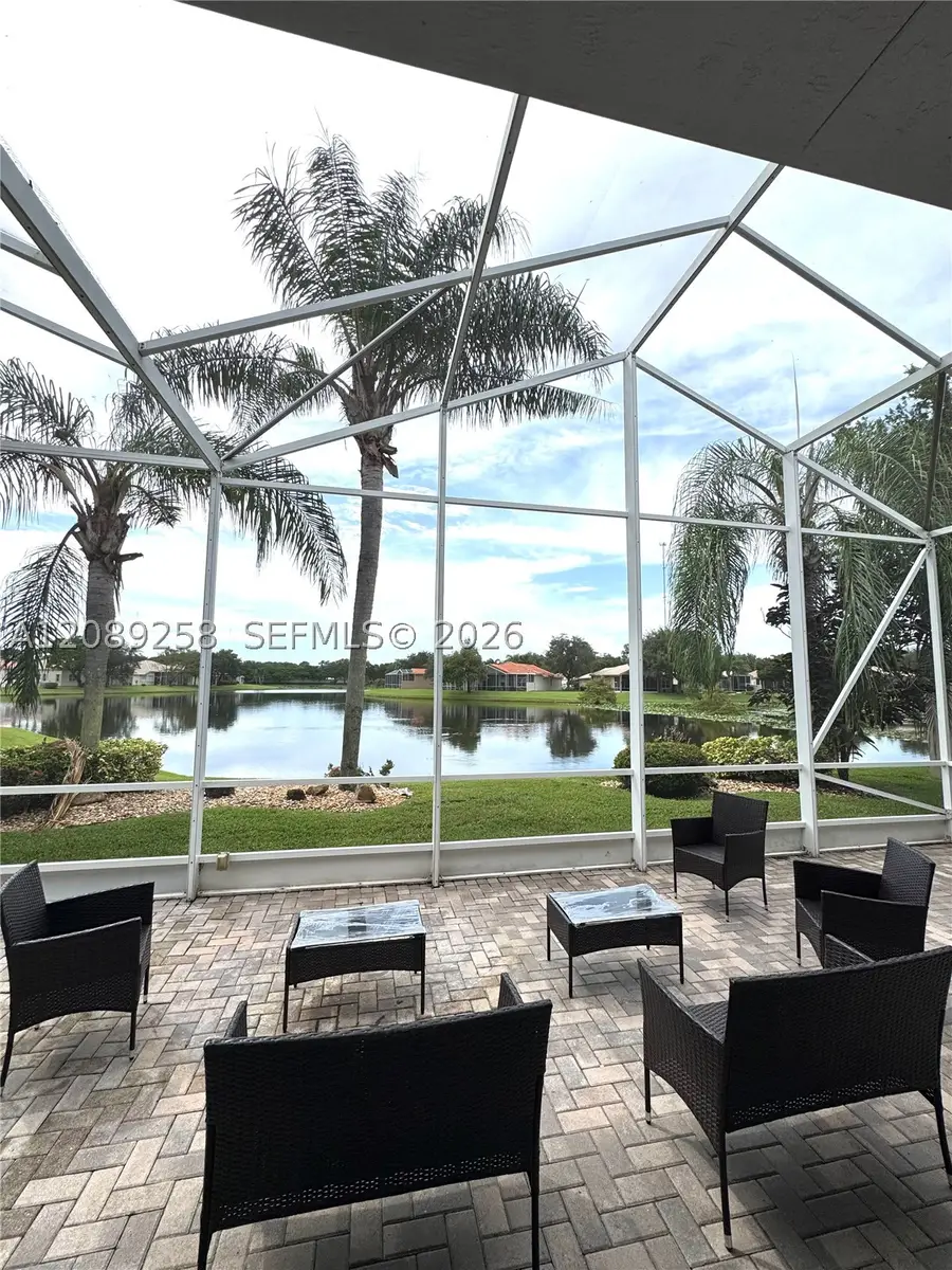 6525 Pavone St, Lake Worth, FL 33467 - #2