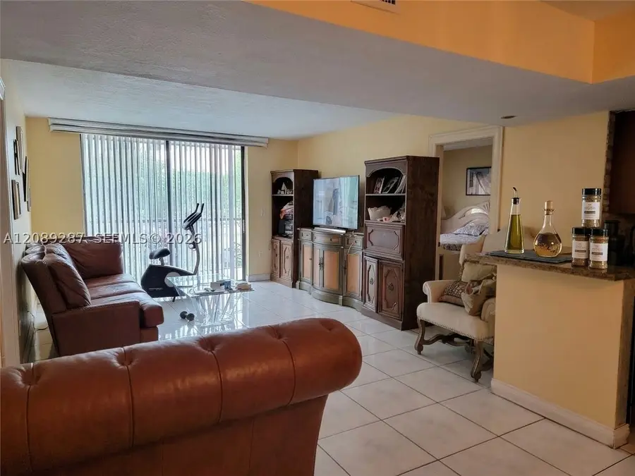 5570 NW 44th St #215A, Lauderhill, FL 33319 - #2