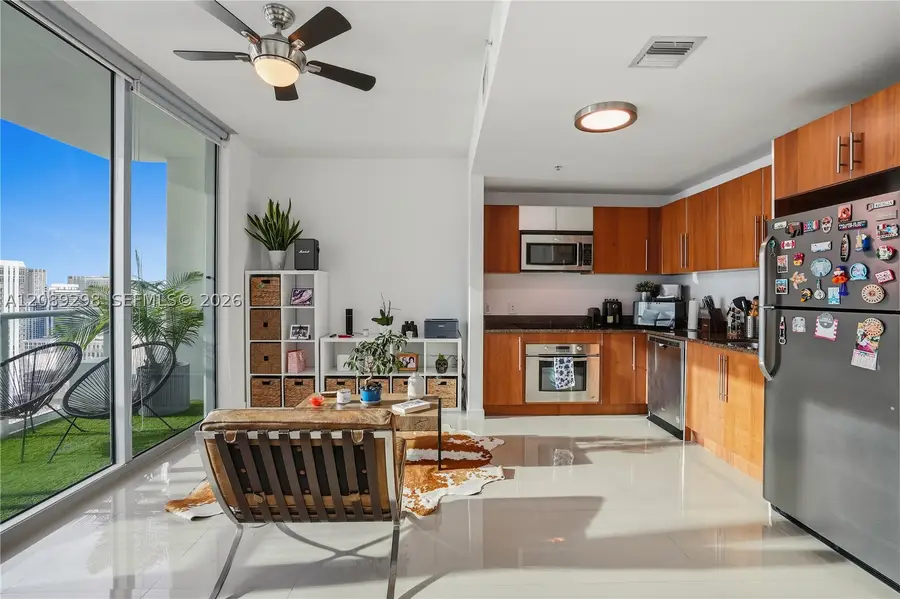 300 S Biscayne Blvd #T-3509, Miami, FL 33131 - #2