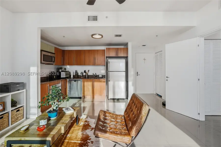 300 S Biscayne Blvd #T-3509, Miami, FL 33131 - #3