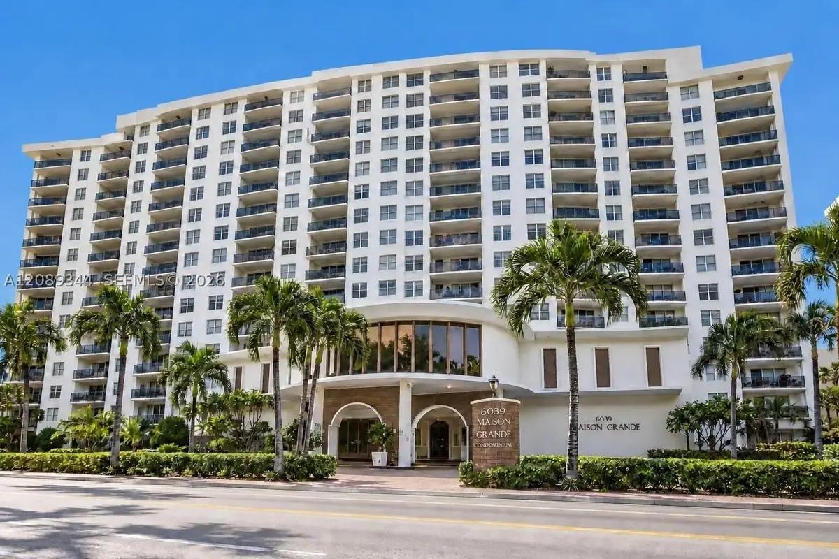 6039 Collins Ave #407, Miami Beach, FL 33140 - #1
