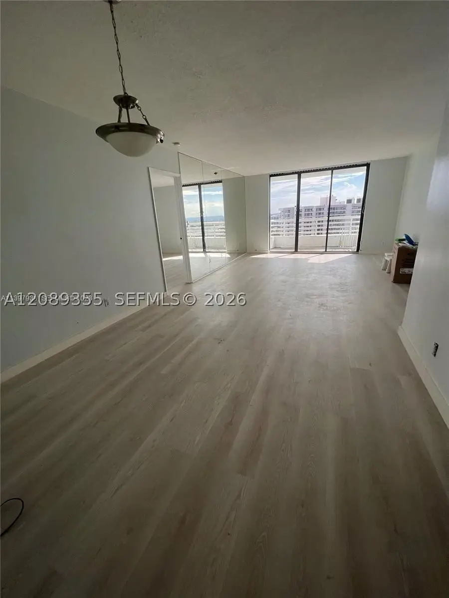 3300 NE 192nd St #PH05, Aventura, FL 33180 - #3