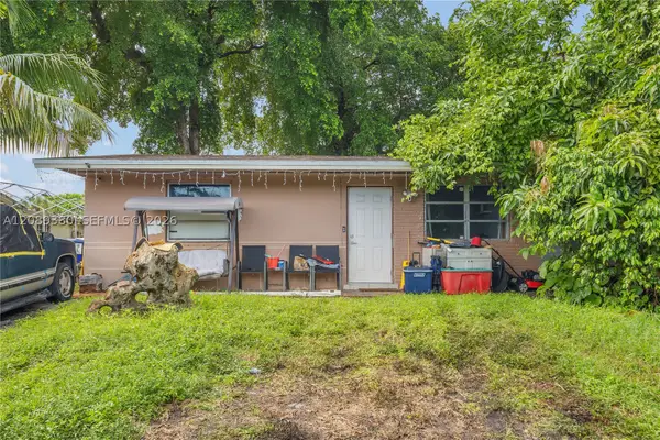 1947 SW 63rd Ter, North Lauderdale, FL 33068
