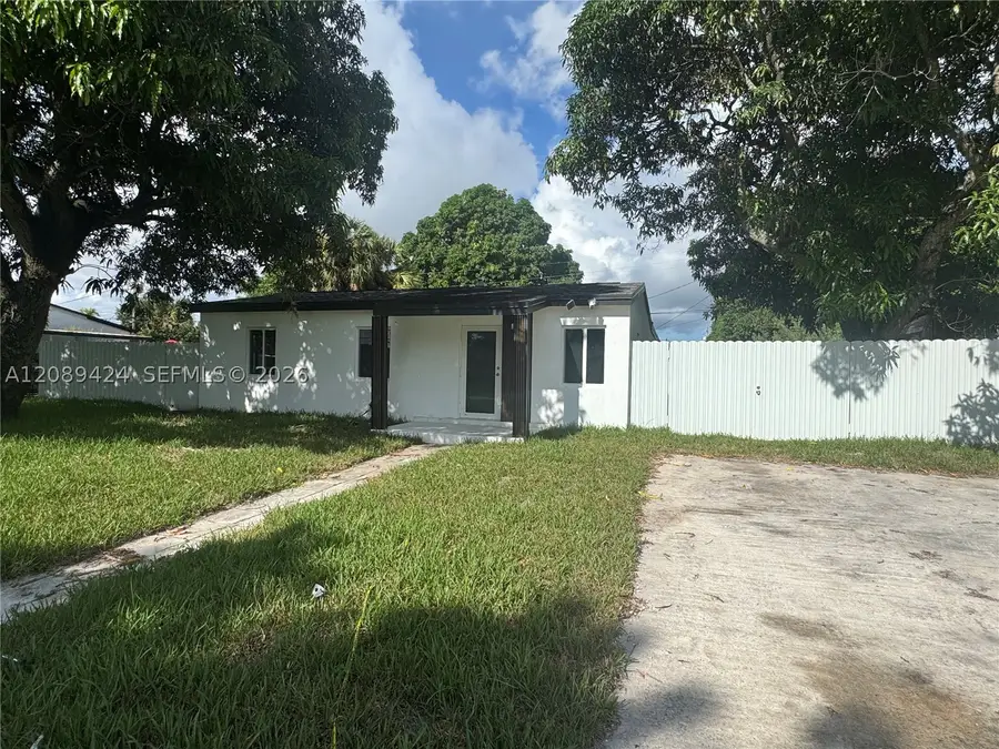 16400 NW 17th Ct, Miami Gardens, FL 33054 - #3