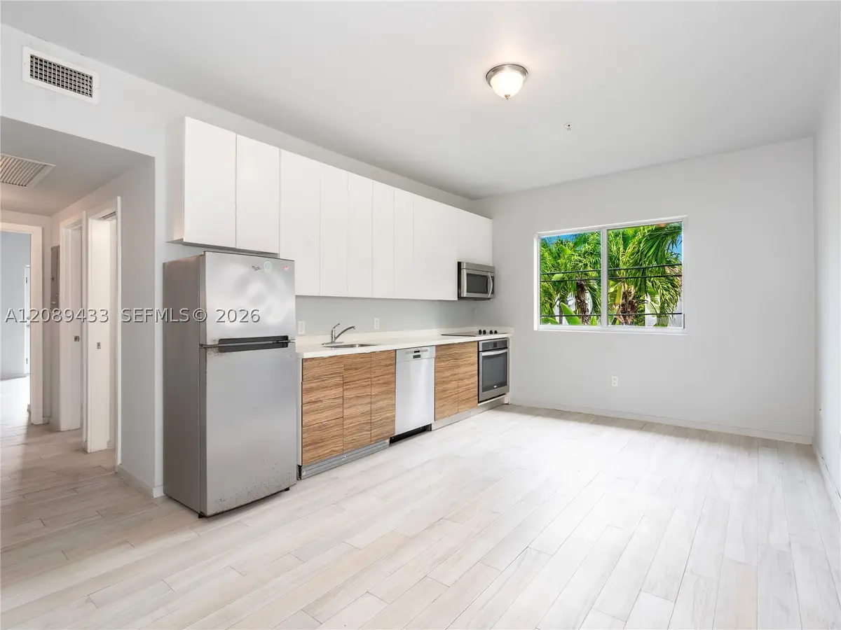 820 15th St #205, Miami Beach, FL 33139 - #1