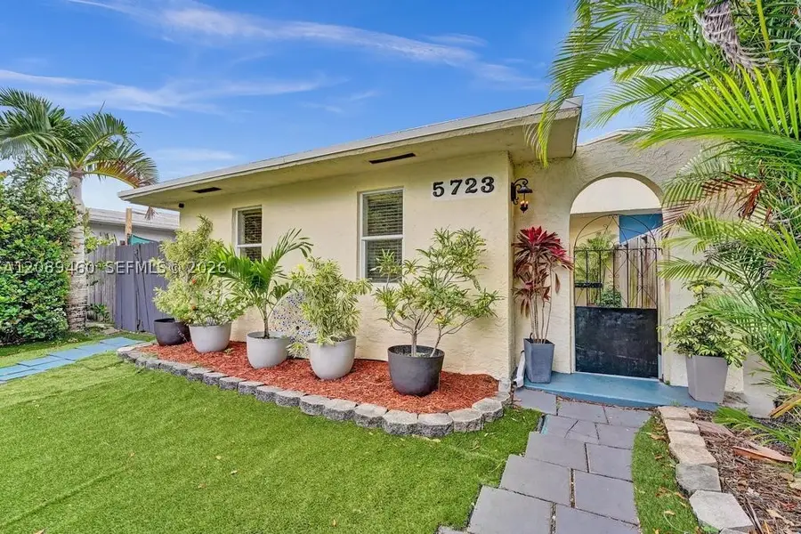 5723 SW 24th Ave, Dania Beach, FL 33312 - #2
