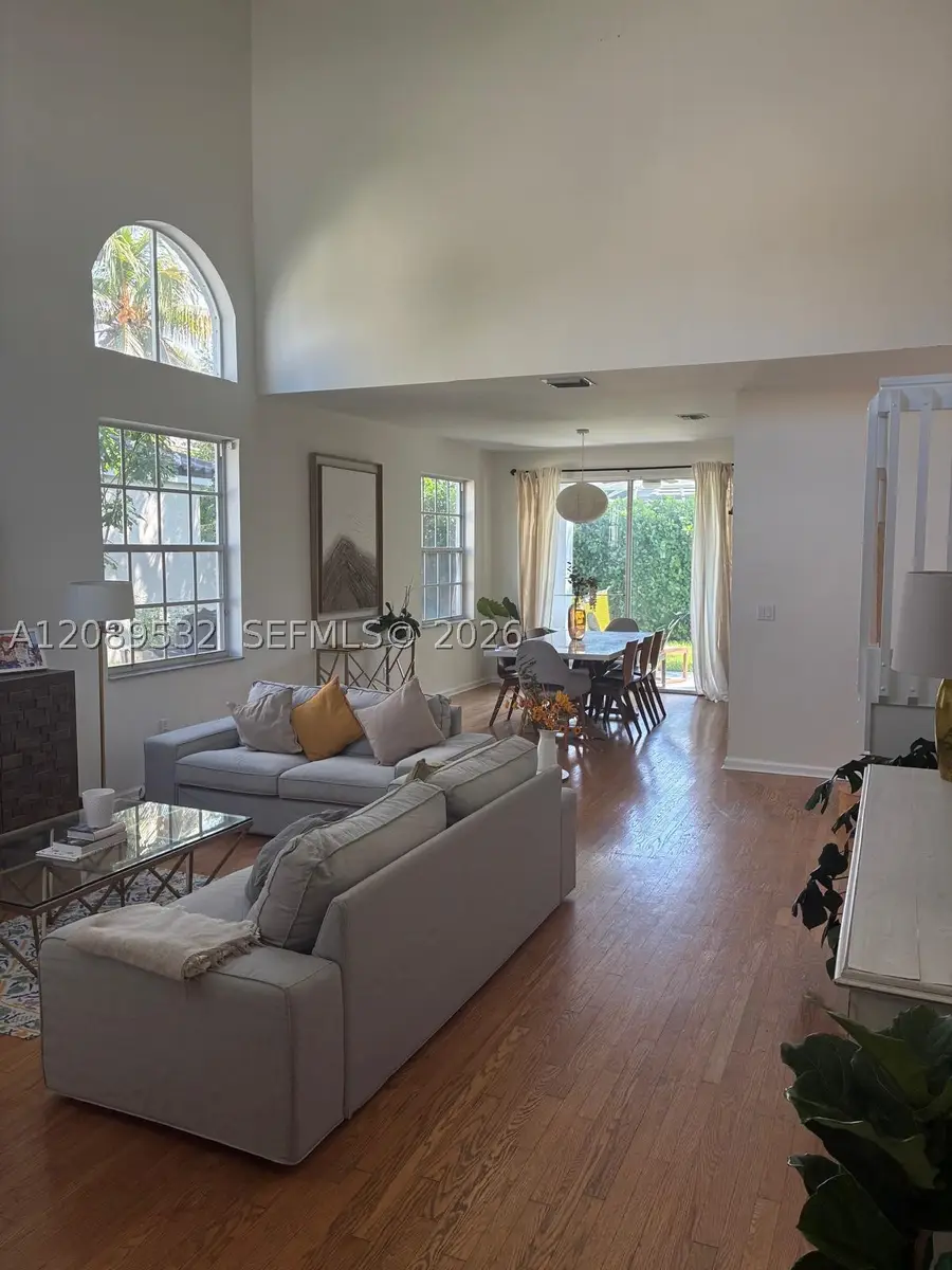 989 NW 156 Ave, Pembroke Pines, FL 33028 - #2
