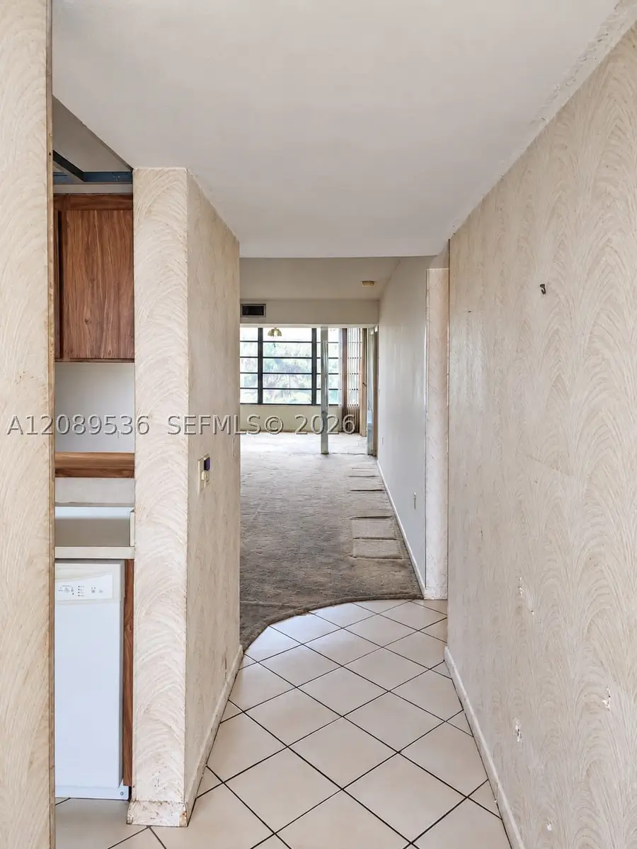 1717 Whitehall Dr #304, Davie, FL 33324 - #3