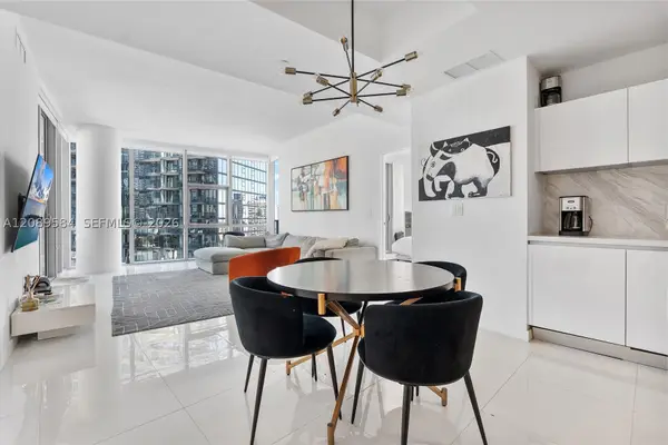 851 NE 1st Ave #1712, Miami, FL 33132