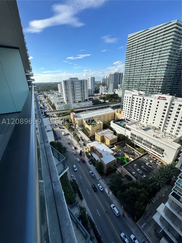 1300 S Miami Ave #1811, Miami, FL 33130