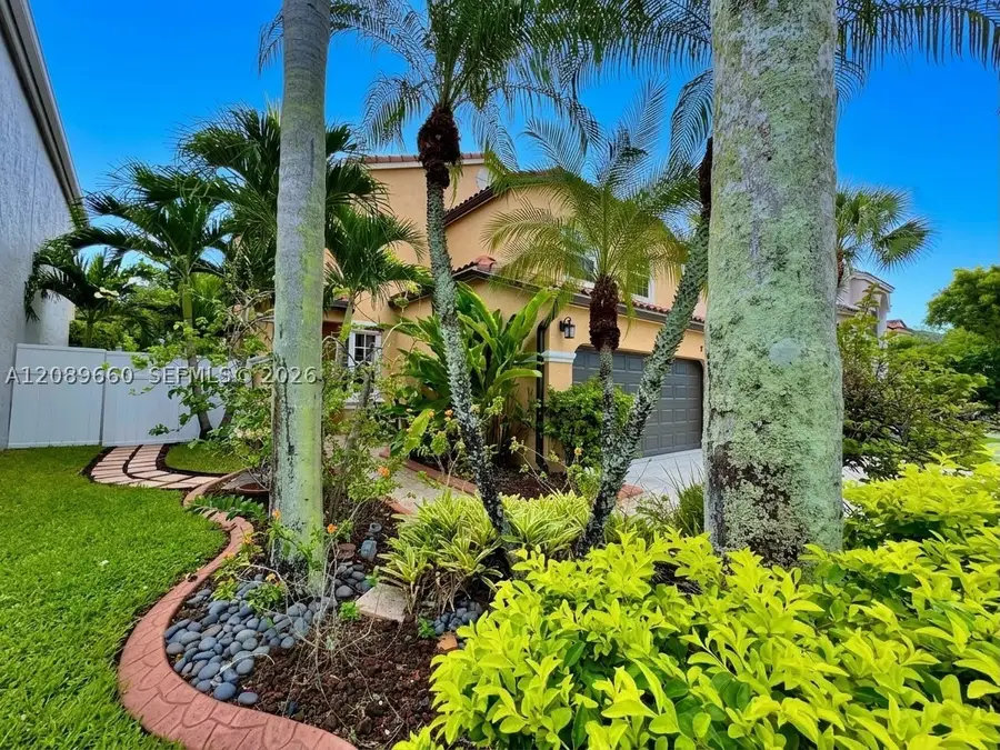 811 NW 155th Ter, Pembroke Pines, FL 33028 - #3